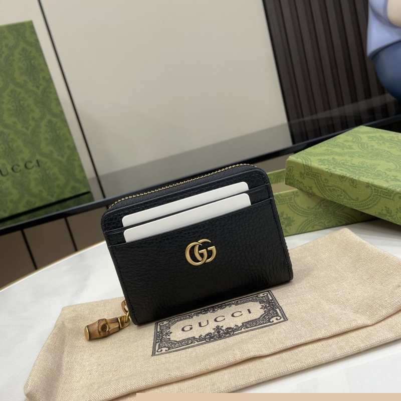 G*u*i wallets & purse
